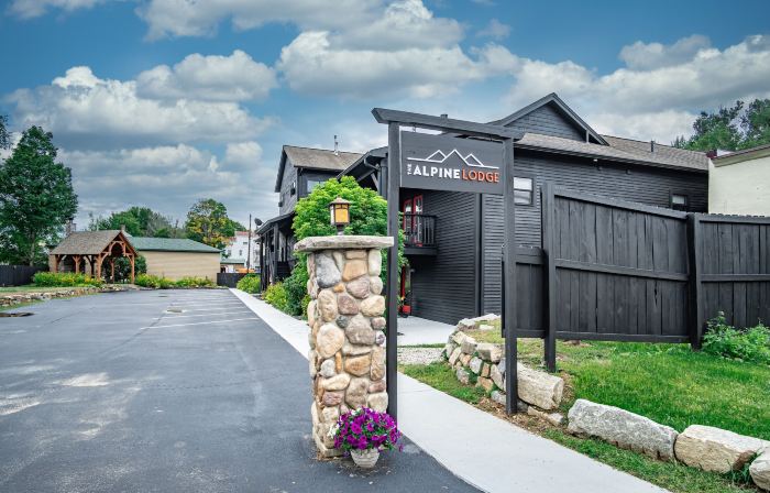 The Alpine Lodge