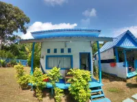 Tanjung Tinggi Cottage Hotels in Sijuk