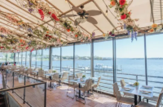 Oyster Point Hotel Hotels in 