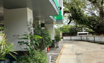 Tree House Apartment Songkhla
