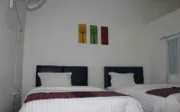 Meuthia Homestay Hôtels à : Santur
