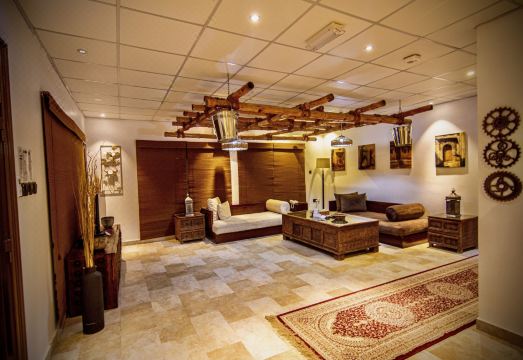 5. 코스트라인 리조..