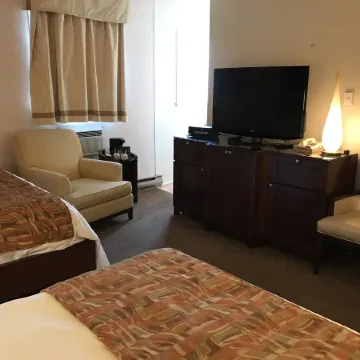 Cardinal Court Motel