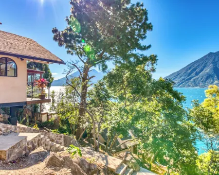 Tierra de la Aurora Hotels in San Marcos La Laguna