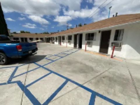 ステート モーテル サウス・ゲートのホテル