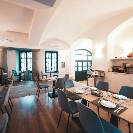 Carlo Felice Boutique Hotel Отели рядом с достопримечательностью «Палаццо Мадама»