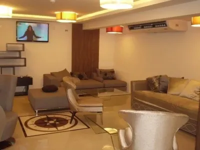 Tucacas Beach Hotel Hotel dekat Los Juanes