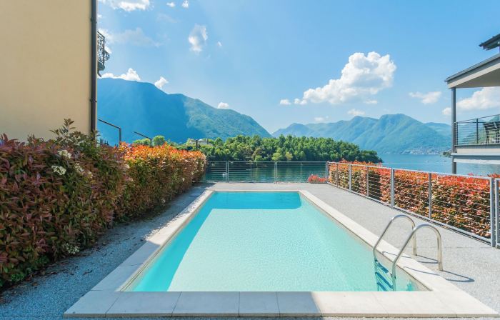 Mulino Vista Lake by Rent all Como