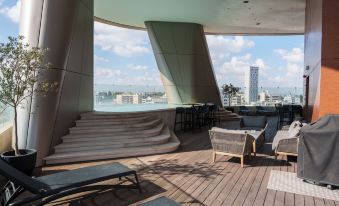 WealthyStays SkyHigh Central