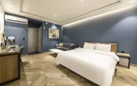 Jeonju Sinsigaji Hotel Azit - Jacuzzi