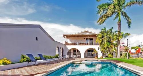 Casa Nostra Motel Mackay Hotel a West Mackay