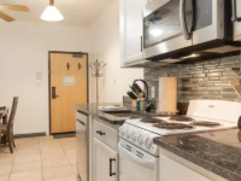 7 Guests 2Br 2BA Pool Hot Tub & Game Room at Cbl Hotels in Brian Head