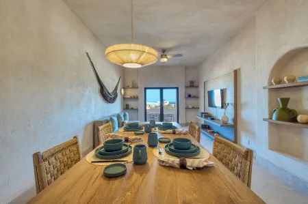 Casa Nima by Lumina Отели рядом с достопримечательностью «Isis Healing House Alternative Therapies & seven Zenses Cabo Spa»