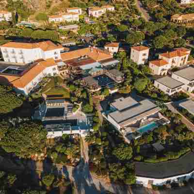 La Villa Calvi Hotel Exterior