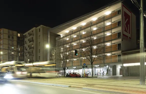 誇德拉基公寓式酒店