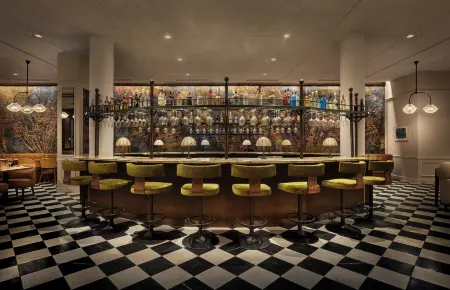 SIXTY DC Отели рядом с достопримечательностью «Apex Building»