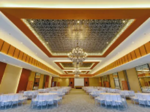 ソトグランデ ホテル アンド コンベンションセンター バタンガス バタンガスのホテル