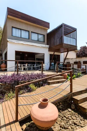 Pousada Corveta Отели рядом с достопримечательностью «Praia do Sancho»