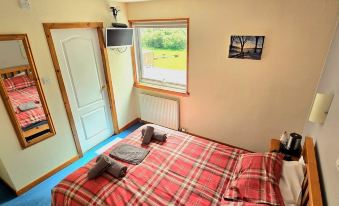 Strathcarron Hotel
