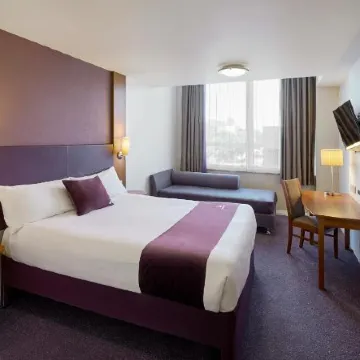 Premier Inn Maidstone Town Centre Отели рядом с достопримечательностью «Бренчли Гарденс»
