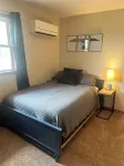 Charming 4-bedroom house with WiFi and AC in Hot Springs