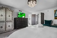 6th Tee Luxury Pool & Fire Pit