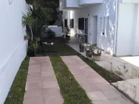 Stylish villa avec parking et piscine - Villas