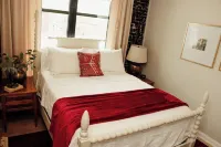 The Ashton is a 1 bed/1 bath open concept apartment.