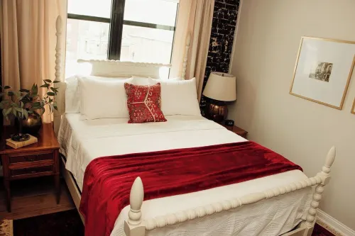 The Ashton is a 1 bed/1 bath open concept apartment.