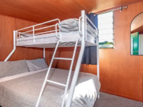 208 Lake Road Hotels in Gisborne