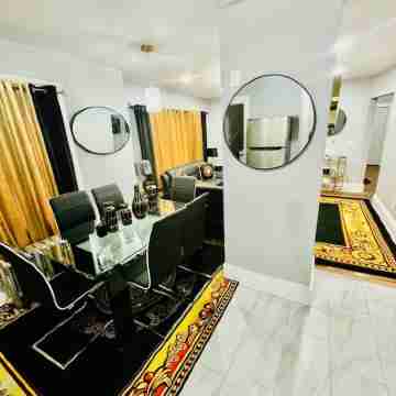 Newly Beautiful  renovated first floor apartment getaway Others