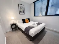 A Lovely 2BR Apt in the Heart of Chapel Street