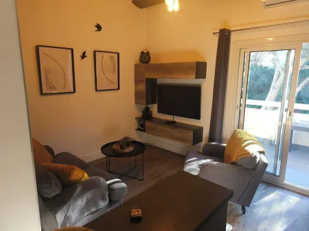 Fully equipped apartment for 4 people, cosy, quiet - Sea view