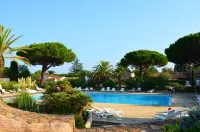 Apartment with pool, 300m beaches Tahiti, Moorea, Ramatuelle, St-Tropez.