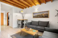 One Apartments TLV Hotels near מוסדות שער אשר
