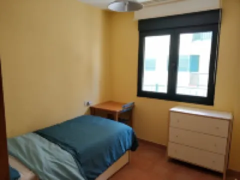 Barreiros Apartment - Catedrales Beach 5 pers2 rooms) views to the Foz Estuary 巴雷羅斯酒店