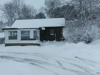 * Charming * mobile home dressed in chalet Cures Vac. summer / winter short / long stay Hotels near Eglise Saint-Maurice