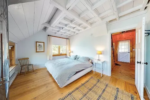 Historic Boathouse over Water, Stunning View, Private Pier + Dock + Mooring