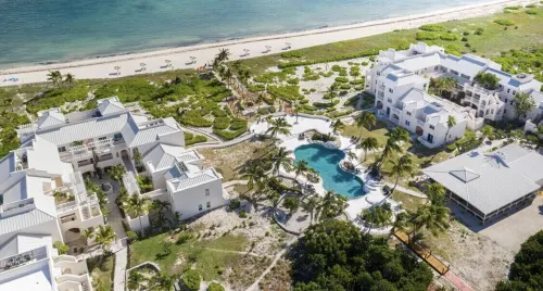 Paradise Point Ocean and Pool View 2 King Beds Hotels in Wheeland Settlement