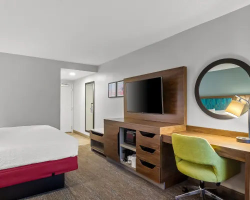 Hampton Inn Jacksonville/Ponte Vedra Beach-Mayo Clinic Area Hotels near Engine 15 Brewing Co.