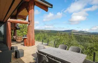 Luxurious Mountain View Paradise with Hot Tub