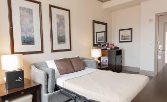 Hotel Blackhawk, Autograph Collection