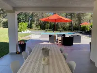 Villa with pool in the heart of the pine forest Hotels in Saint-Gely-du-Fesc