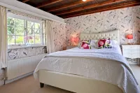 Delightful Cottage in the heart of Grosmont, next to the historic steam railway 格羅斯蒙特住宿飯店