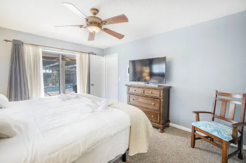 Joyful Waterfront Heated Pool 30d+ discount 3b-2bth full of games