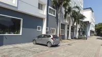 Alps Residency - parking