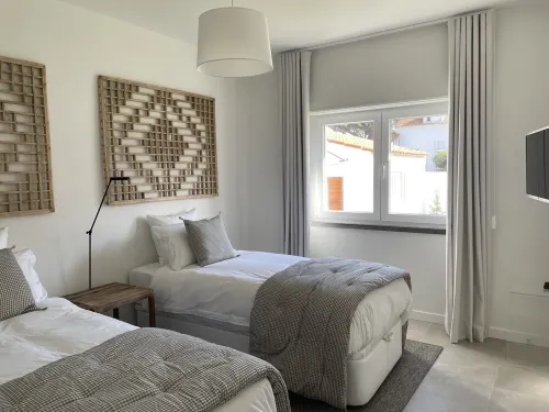 Relax pool and garden house near beach