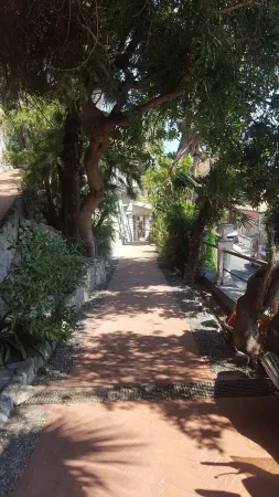 Villa Hermitage - Appartement Iris Отели в г. Grimaldi