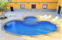 Modern apartment with sea view and great location.