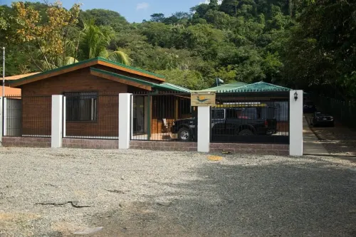 Villas San Fernando 5 minutes from Dominical